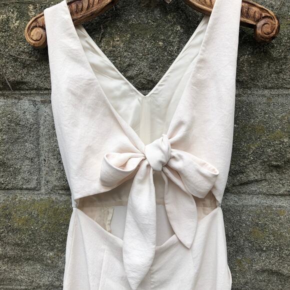 Aritzia Wilfred Ecoulement Jumpsuit Tie-back Sleeveless White Crepe 2 NWT - Picture 4 of 9